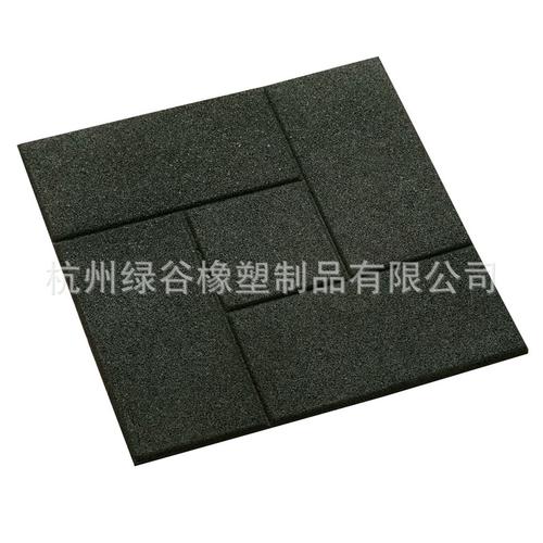 橡胶板与橡胶制品地板 从工业基材到地面系统的完整指南